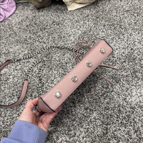 Rebecca Minkoff Avery Light Blush Pink Crossbody - Picture 5 of 8